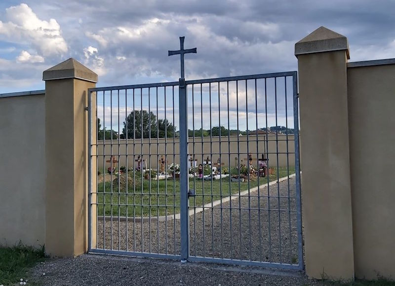 orari apertura cimitero comunale